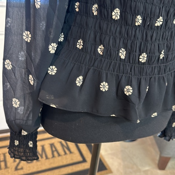 MADEWELL EUC! Crop Daisy 🌼 Top. Shear Sleeves. - Picture 3 of 7